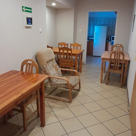 Hostel Polon Pułtusk Екстериор снимка